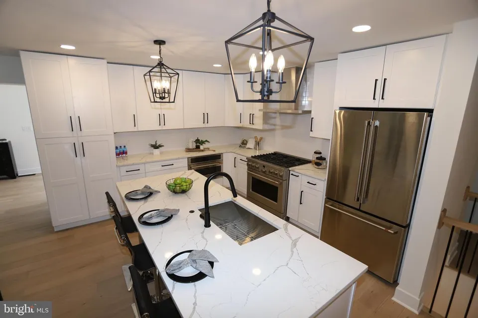 After renovation — luxury kitchen by MCK